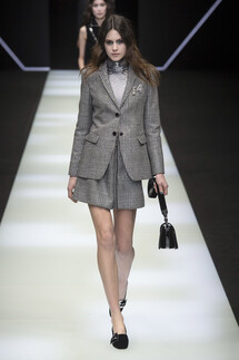 Emporio Armani Fall 2018 Ready-to-Wear , Emporio Armani осень зима 2018 , Fashion show , неделя моды в Милане , MFW , Mainstyles